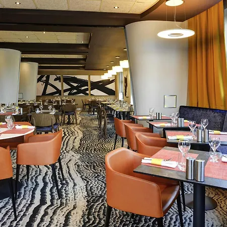 Novotel Paris 14 Porte d'Orléans-3