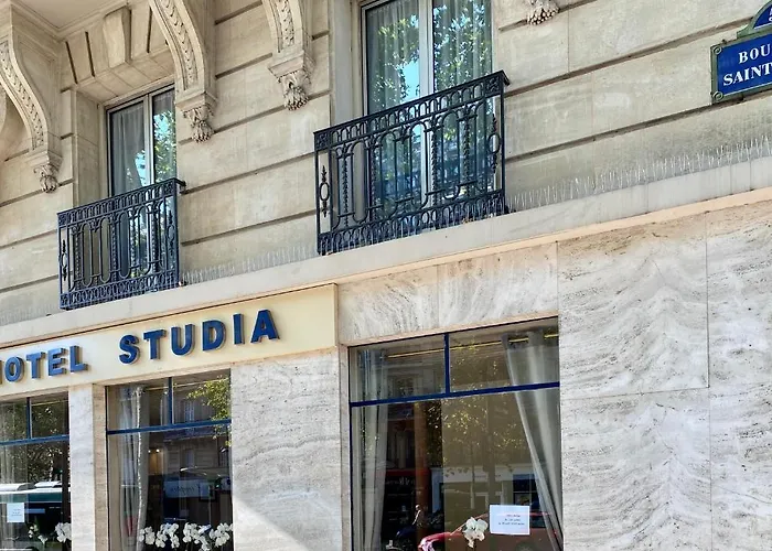 Hotel Studia Parigi